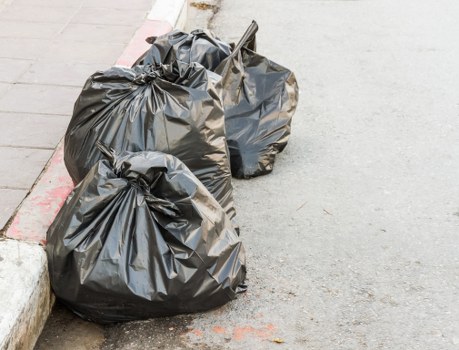 Choosing the right waste removal service in Kilburn